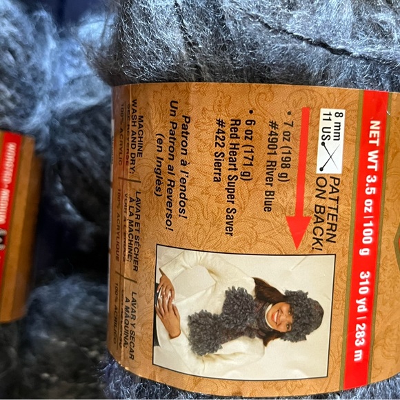 Red heart Symphony, yarn. 6 skeins, very soft, dark charcoal, gray - Picture 5 of 8